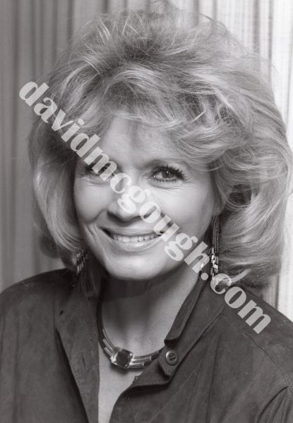 Angie Dickinson 1985, NY 1.jpg